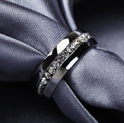 Men Single Row Crystal Fashion Stainless Steel Ring