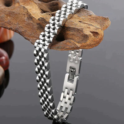 Jubilee Bracelet for Men in high-grade stainless steel.